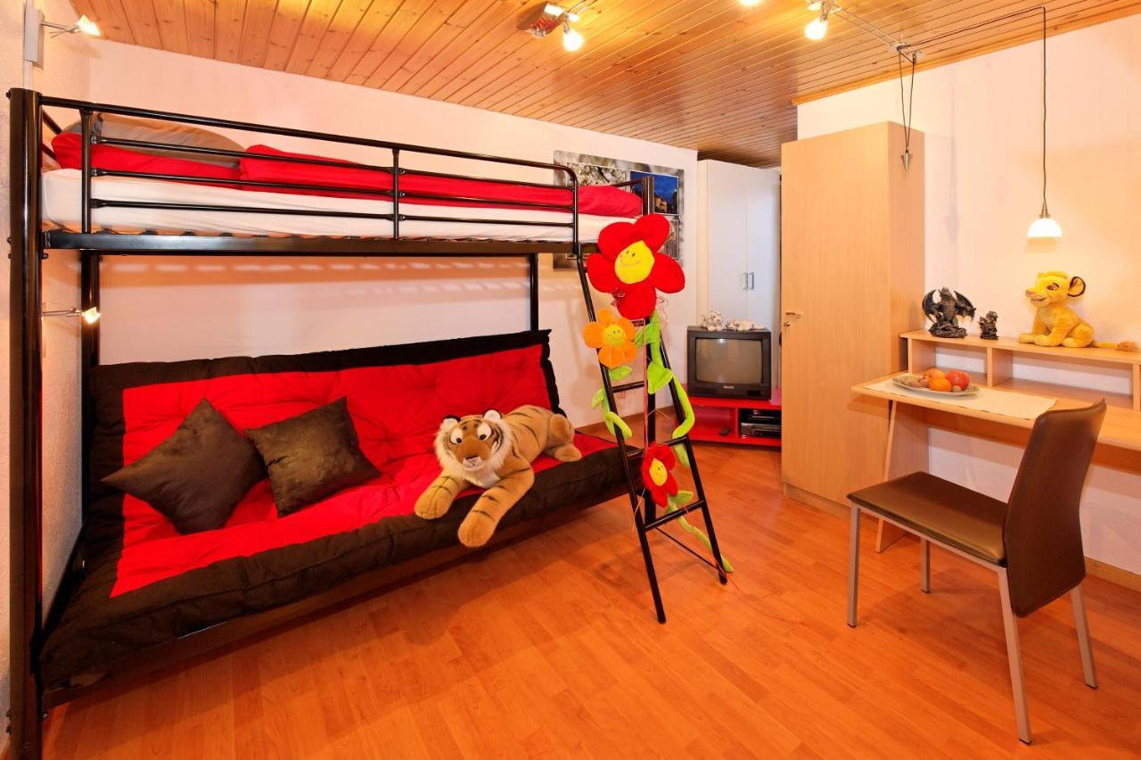 Haus Waldheim Grachen Apartment Phòng bức ảnh